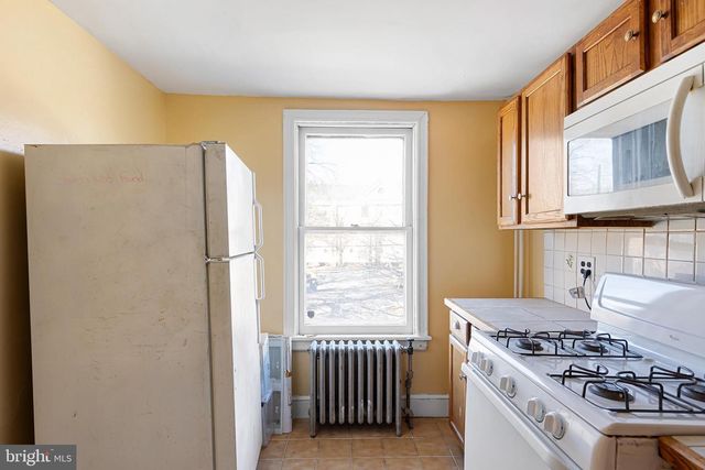 411 W 8TH ST, Wilmington, DE 19801