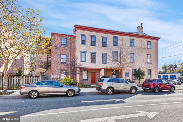 411 W 8TH ST, Wilmington, DE 19801