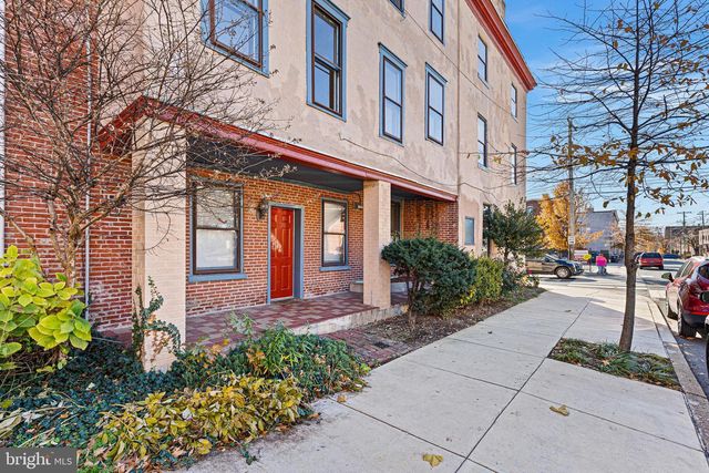 411 W 8TH ST, Wilmington, DE 19801