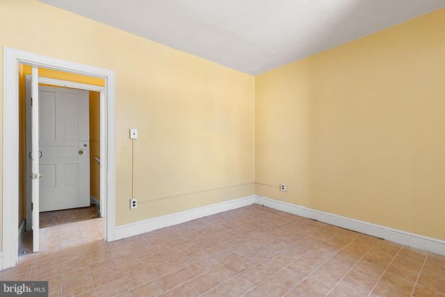 411 W 8TH ST, Wilmington, DE 19801