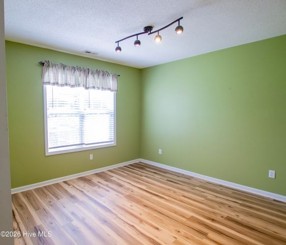 110 Robin Hood Lane, Aberdeen, NC 28315