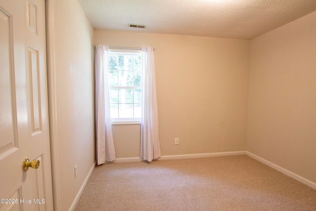 110 Robin Hood Lane, Aberdeen, NC 28315