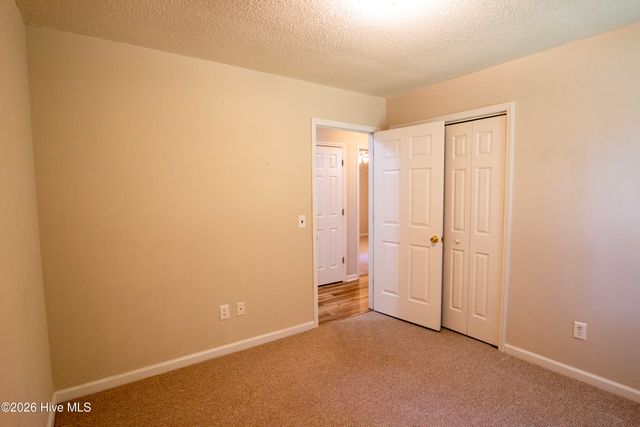 110 Robin Hood Lane, Aberdeen, NC 28315