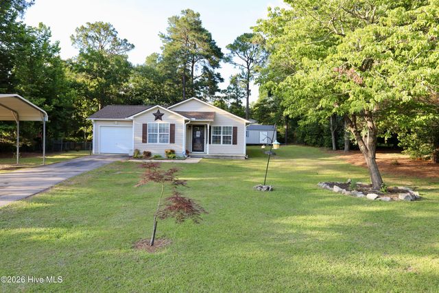 110 Robin Hood Lane, Aberdeen, NC 28315