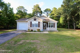 110 Robin Hood Lane, Aberdeen, NC 28315