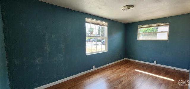 1218 Woodrow Avenue, Bakersfield, CA 93308