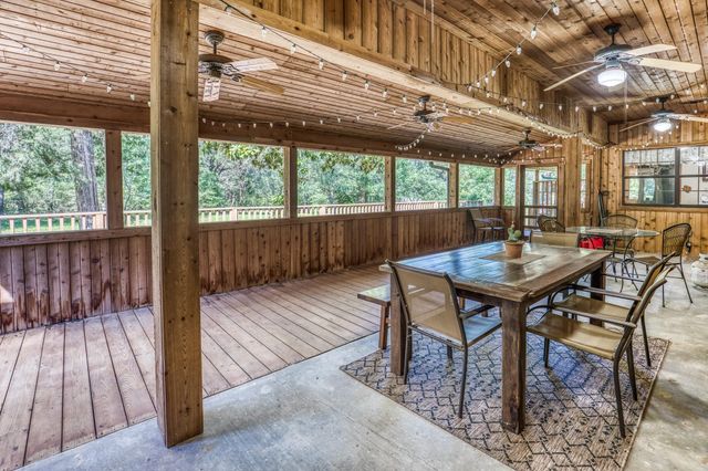 1017 Allen Road, Cat Spring, TX 78933