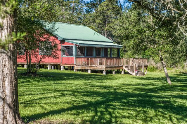 1017 Allen Road, Cat Spring, TX 78933