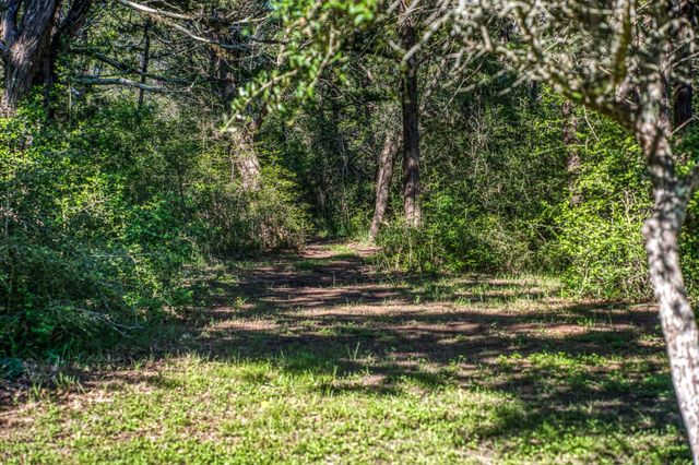 1017 Allen Road, Cat Spring, TX 78933