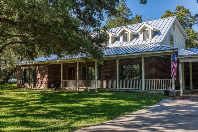 1017 Allen Road, Cat Spring, TX 78933