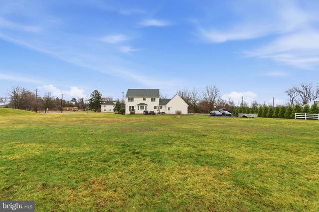 2125 SALFORD ST, Harleysville, PA 19438