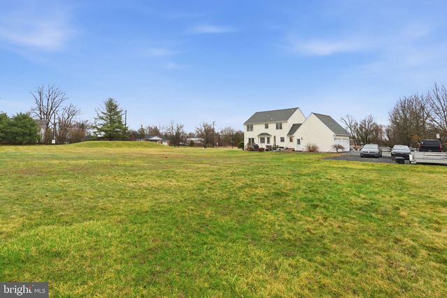 2125 SALFORD ST, Harleysville, PA 19438