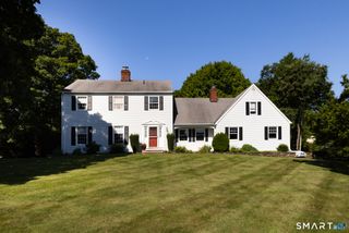 323 Watertown Road, Middlebury, CT 06762