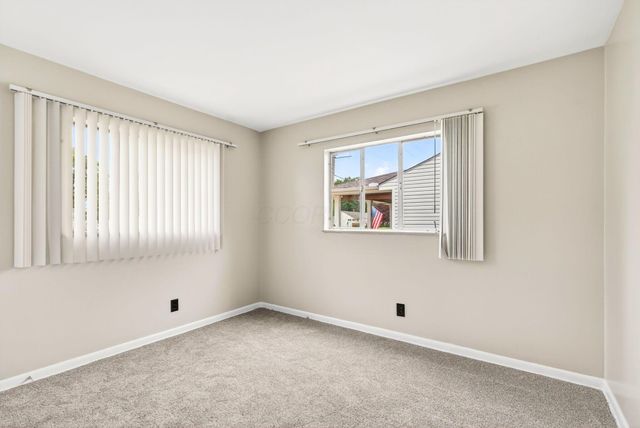 2867 Columbus Street, Grove City, OH 43123