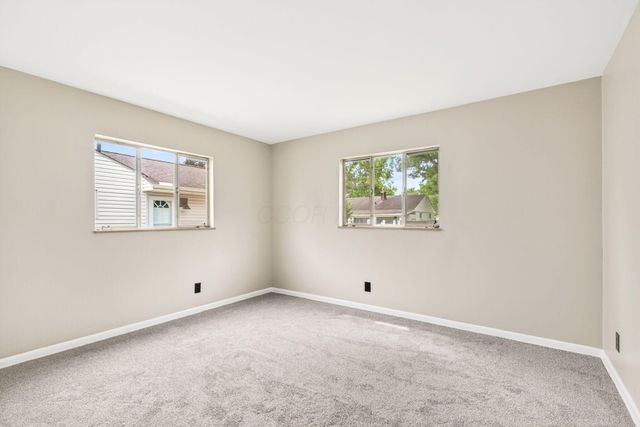 2867 Columbus Street, Grove City, OH 43123