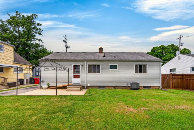 2867 Columbus Street, Grove City, OH 43123