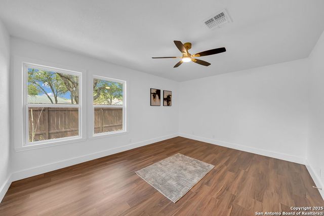 6326 Club Oaks, San Antonio, TX 78249
