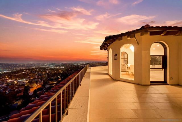 9775 Alto Dr, La Mesa, CA 91941