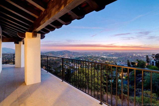 9775 Alto Dr, La Mesa, CA 91941