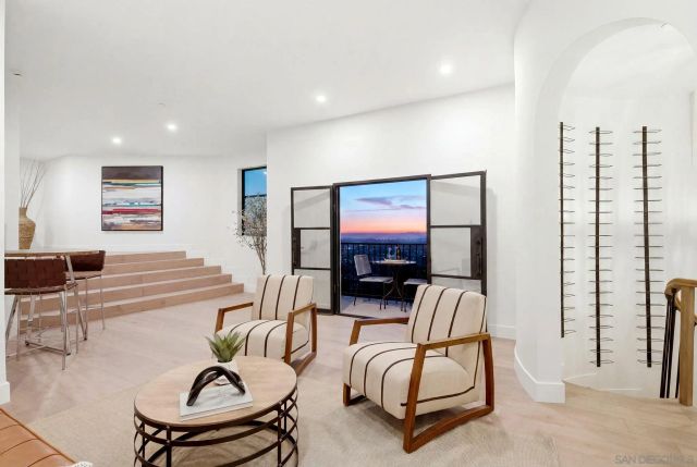 9775 Alto Dr, La Mesa, CA 91941