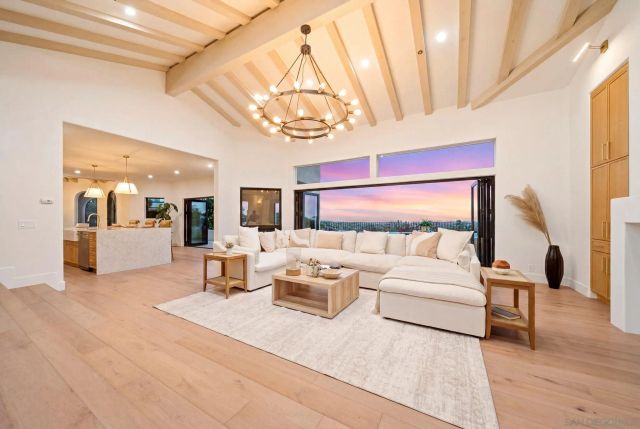 9775 Alto Dr, La Mesa, CA 91941