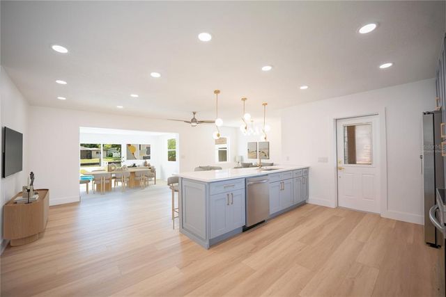 4623 CARSON STREET NE, St Petersburg, FL 33703
