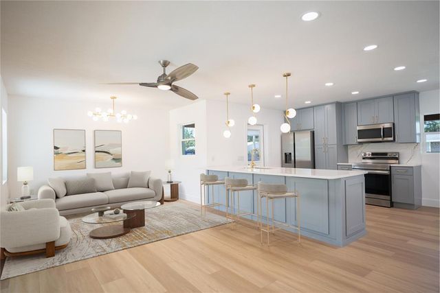 4623 CARSON STREET NE, St Petersburg, FL 33703