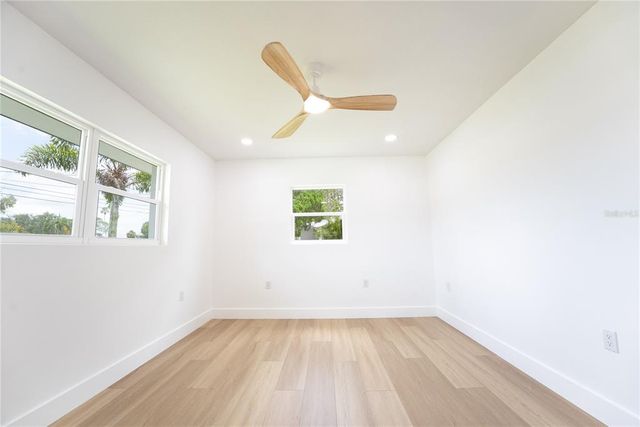 4623 CARSON STREET NE, St Petersburg, FL 33703