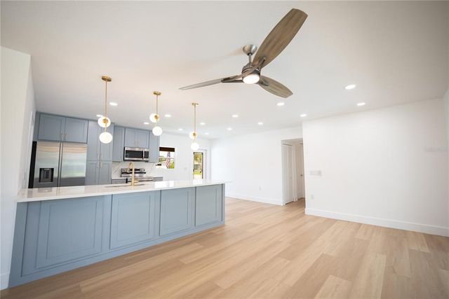 4623 CARSON STREET NE, St Petersburg, FL 33703