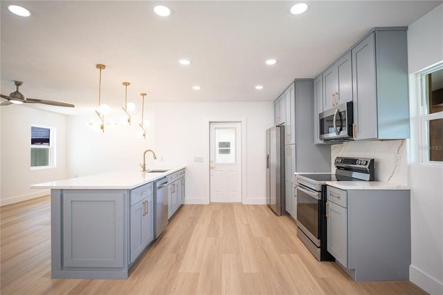 4623 CARSON STREET NE, St Petersburg, FL 33703