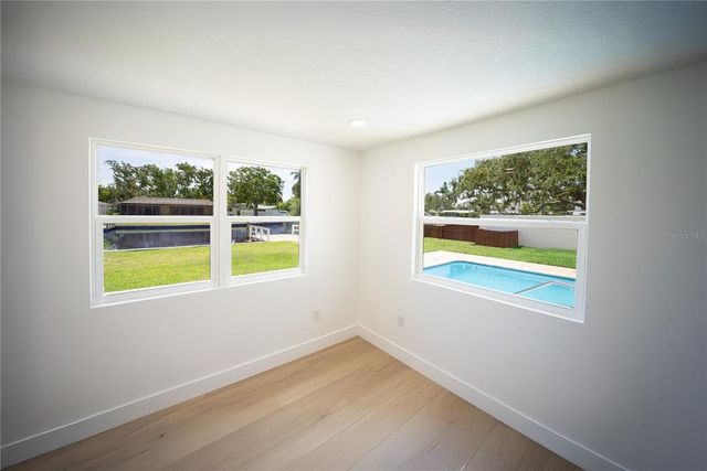4623 CARSON STREET NE, St Petersburg, FL 33703