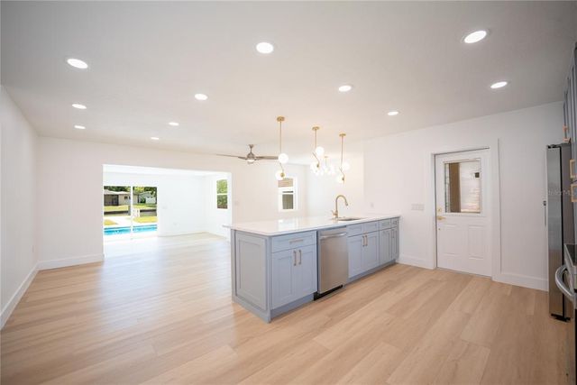 4623 CARSON STREET NE, St Petersburg, FL 33703