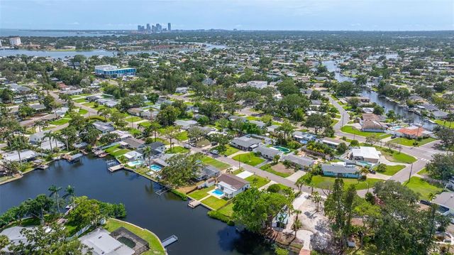 4623 CARSON STREET NE, St Petersburg, FL 33703
