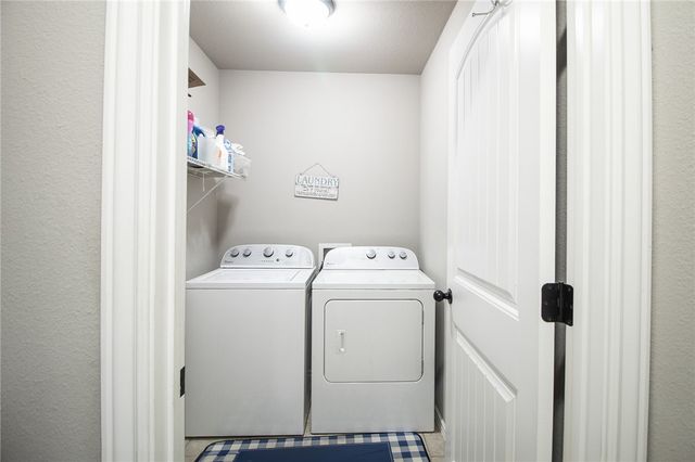 811 SW Pure Globe Street, Bentonville, AR 72712