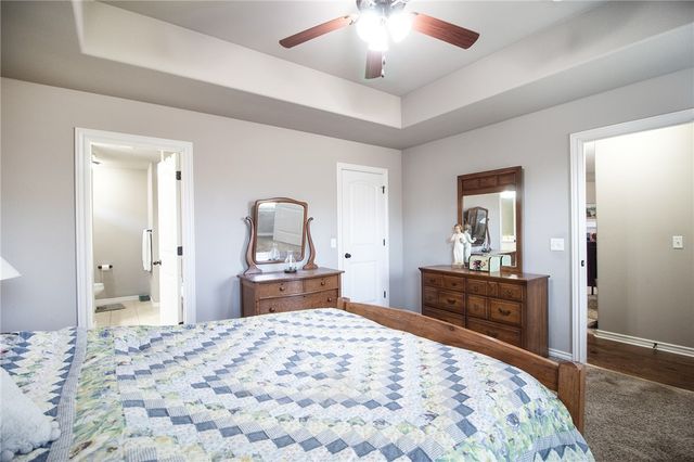 811 SW Pure Globe Street, Bentonville, AR 72712