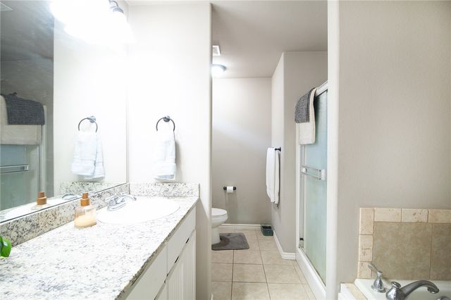 811 SW Pure Globe Street, Bentonville, AR 72712