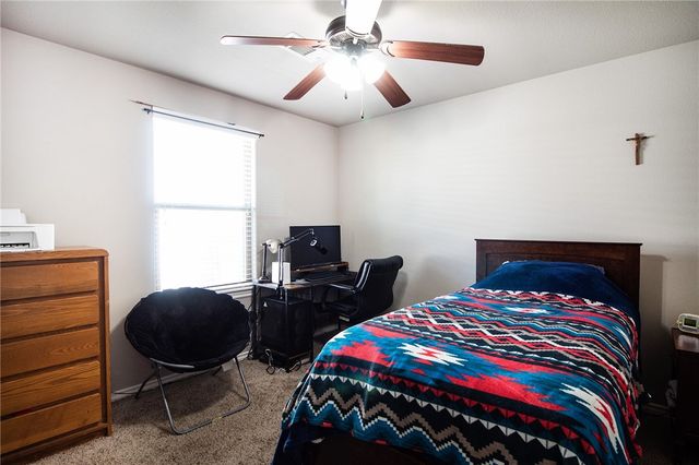 811 SW Pure Globe Street, Bentonville, AR 72712