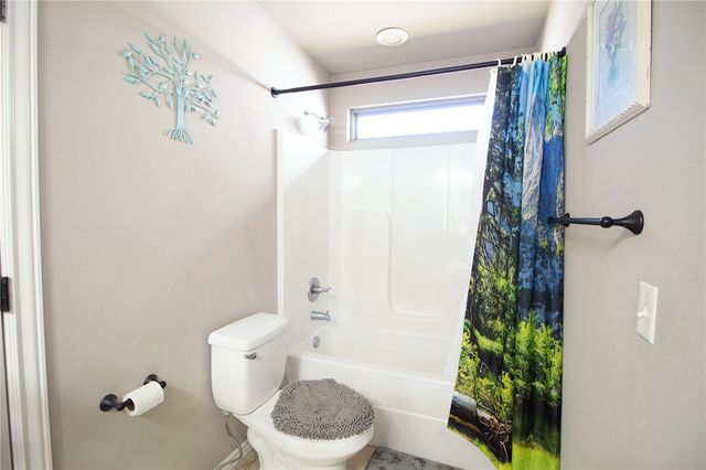 811 SW Pure Globe Street, Bentonville, AR 72712