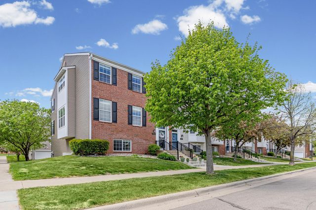 1724 Riverside Drive, Shakopee, MN 55379