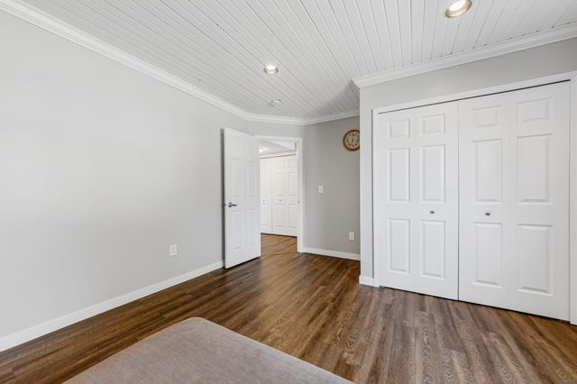 1724 Riverside Drive, Shakopee, MN 55379
