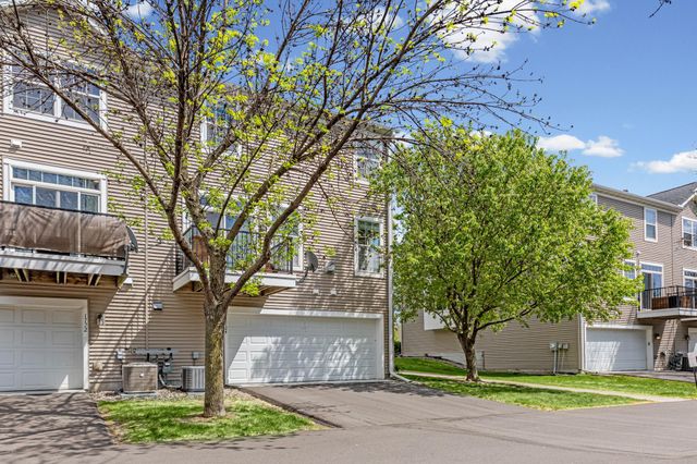 1724 Riverside Drive, Shakopee, MN 55379