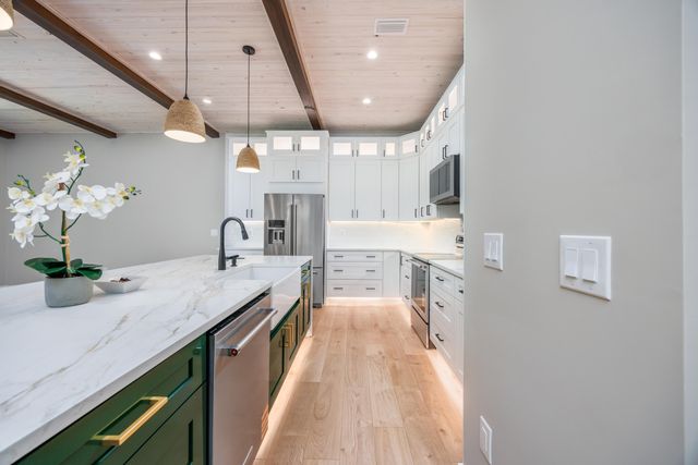 33 Eagle Place, Freeport, FL 32439