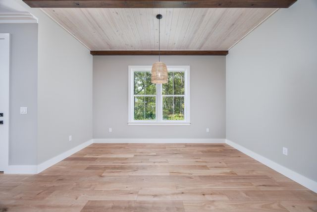 33 Eagle Place, Freeport, FL 32439