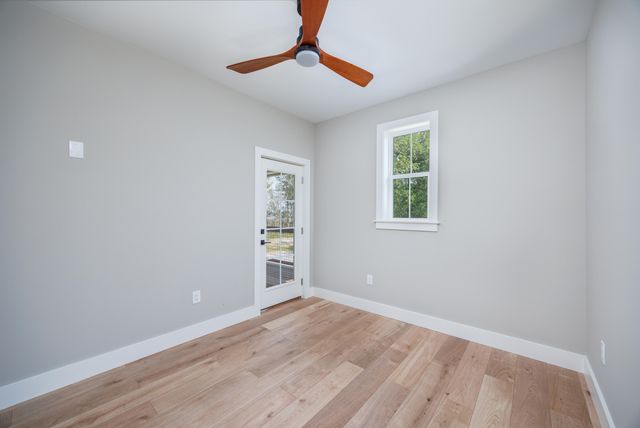 33 Eagle Place, Freeport, FL 32439