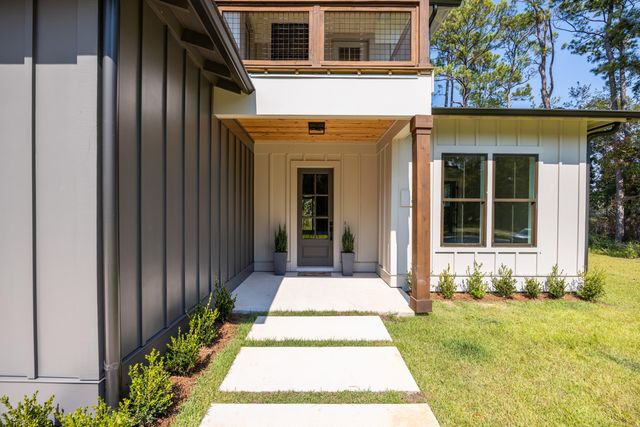 33 Eagle Place, Freeport, FL 32439