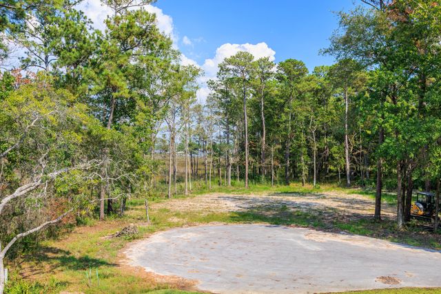 33 Eagle Place, Freeport, FL 32439