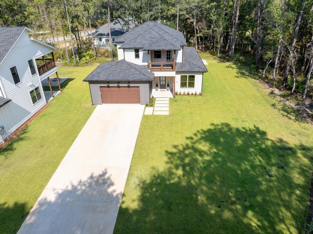 33 Eagle Place, Freeport, FL 32439