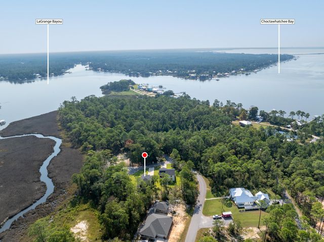 33 Eagle Place, Freeport, FL 32439