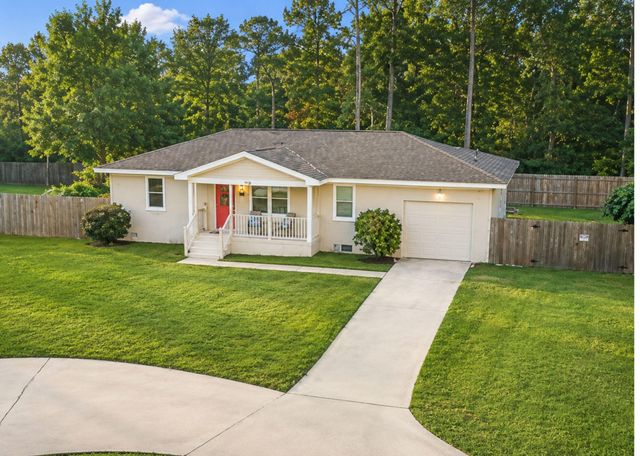 134 Wells Circle, Saint Stephen, SC 29479