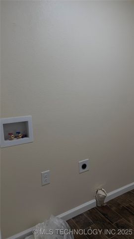 4328 N Hartford Avenue, Tulsa, OK 74106